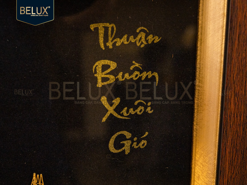 Tranh chữ Thuận 40x30cm đậu bạc mạ vàng 24k